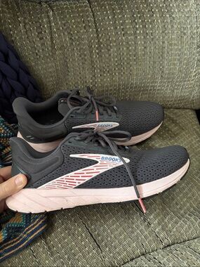 Brooks Women's Charcoal and Blush Running Shoes